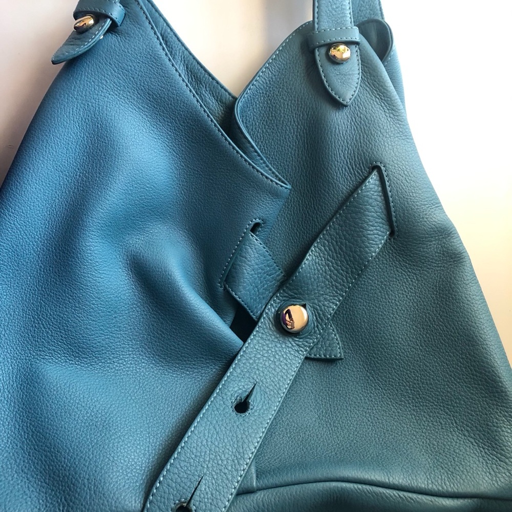 Stunning Diane Von Furstenberg Tote XL Aegean Blue